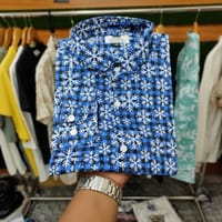 Trendy floral print shirt_img_2