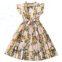 Imported 🌸 Girls’ French Retro Printed Pleated Dress – Summer Flying Sleeve Princess Dress_img_3