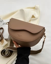Saddle Luxe Shoulder Bag_img_0