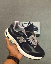 New Balance 2002R - BLUE_img_1
