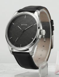 Titan Neo V Analog Watch - For Unisex_img_1