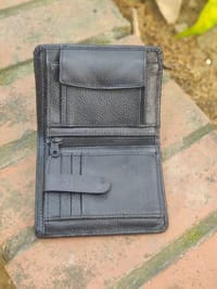 100% Original Premium Leather wallet Black & Chocolate_img_4