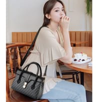 Newest High Quality MK Design American Bag Luxury Women's Handbags(Coffe)_img_5