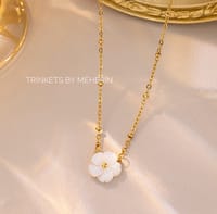 Daisy floral pendant_img_0