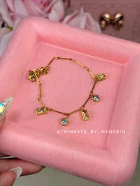 Round square charm bracelet_img_1