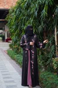 Muslima Dubai Embroidered Burqa Set – Full 5-Piece Premium Collection_img_4