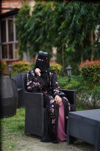 Muslima Dubai Embroidered Burqa Set – Full 5-Piece Premium Collection_img_6