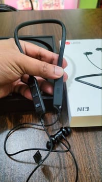 UiiSii N13 Bluetooth Neckband Earphone_img_5