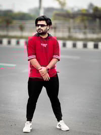 WE Hoodie T Shirt Maroon_img_2