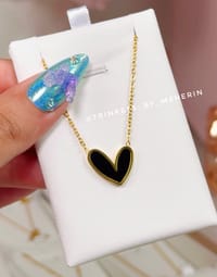 Black shell love pendant_img_1