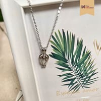 Pearl Necklace with a Real Oyster!_img_2