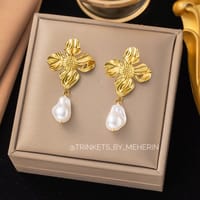 Vintage pearl earring_img_0