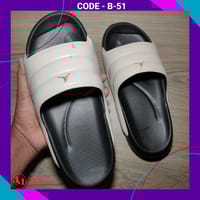 Imported Most Trendy Men's Slides_img_7
