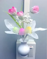 Led Night Light Lamp (Flower Shape, Plug & Play)_img_2