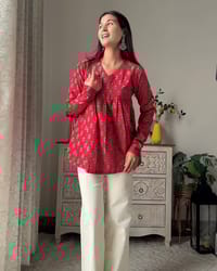 Red Full Sleeve V Neck Pure Cotton Top_img_1