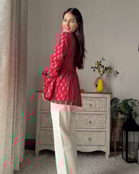 Red Full Sleeve V Neck Pure Cotton Top_img_3