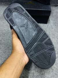 Sneakers Model Name! – Aj4 Black Cat_img_2