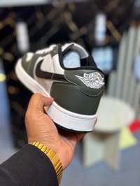 JORDAN 1LOW_img_3