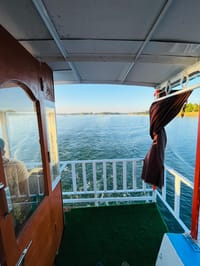 👉🔰Reservation of A luxurious Boat_img_2