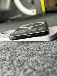 CW12 5000mAh MagSafe Wireless Power Bank_img_1