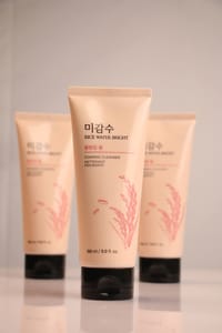 The Face Shop rice water bright foaming cleanser_img_1