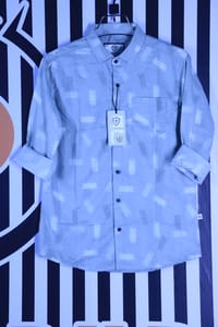 Grid Pattern Button-Up Shirt_img_0