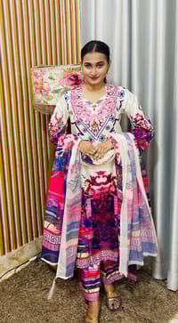 Pinkish Three Piece_img_1