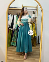 Gorgeous Georgette Gawon_img_2