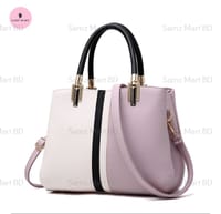 Signature Structured Handbag with Modern Chic Design_img_1