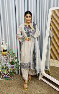 Mystic Ash Three Piece_img_4