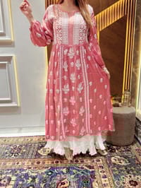 EMBROIDERY NAYRA CUT PINK_img_0