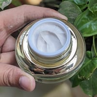 Baursde Moisturizing & Whitening Day Cream_img_2