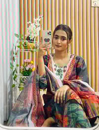 Green butterfly Three Piece_img_4