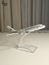 Qatar Airways A380 Metal Aircraft -16cm_img_0