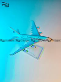 Qatar Airways A380 Metal Aircraft -16cm_img_2