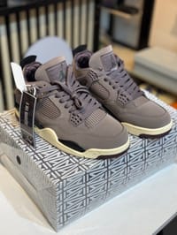 Jordan 4 Retro SP A Ma Maniére Violet Ore_img_0