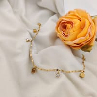 Gold small square rhinestone bracelet_img_1