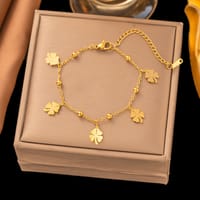 Four leaf flower bracelet_img_0