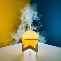 Portable Colorful Ambient Light Planet Humidifier 200ml_img_2