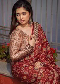 Soft Silk Saree with Blouse Piece_img_3