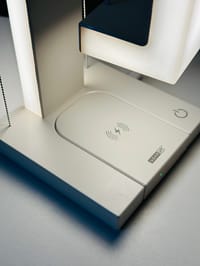 Anti-Gravity LED Desk Lamp with Wireless Charger_img_2