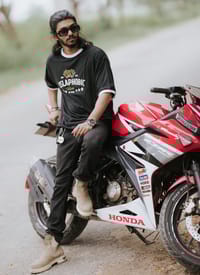 VE Gear “TESLAPHOBIC”  Black and white Oversized T-shirt_img_3