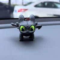 Toothless Light-Up Night Fury Keychain_img_3