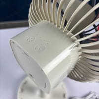Jy Super JY-2218 Professional Rechargeable Portable Mini Table Fan Strong Wind Left to Right Oscillating Angle 45 Degrees - AC/DC_img_2