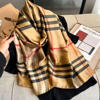 Burber*y print silk scarf 🧣_img_0