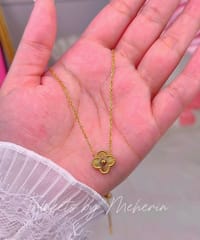 Gold clover pendant High quality_img_1