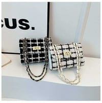 Chained Texture Square Bag_img_0