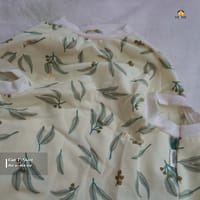 4 kg cat t-shirt_img_0