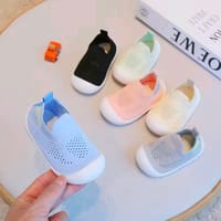Baby Soft Knit Anti Slip Playing Sneakers (6 months to 3.5 years)_img_0