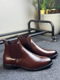 Leather Chelsea Boots – Stylish & Comfortable_img_1